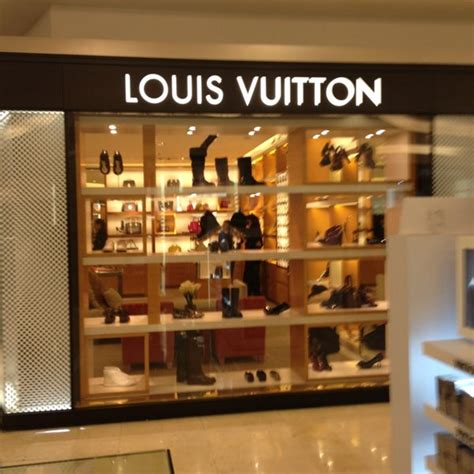 louis vuitton warranty|Louis Vuitton customer service.